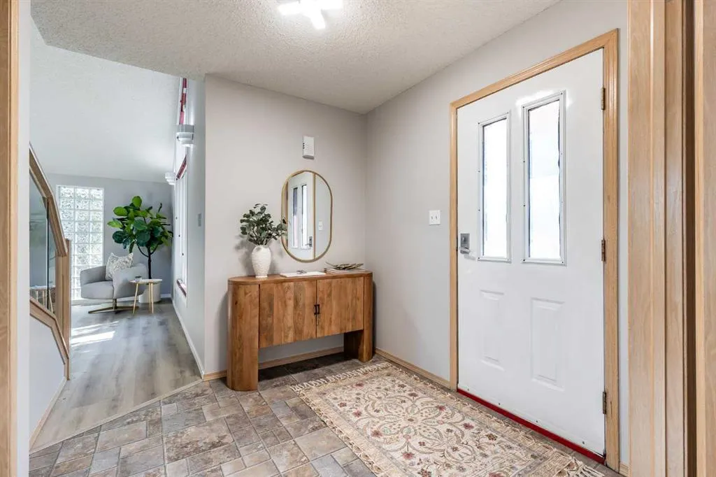 63 Palliser Way NE