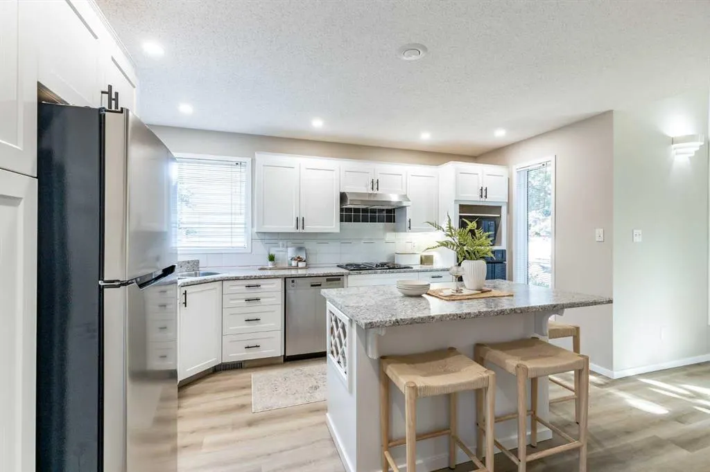 63 Palliser Way NE