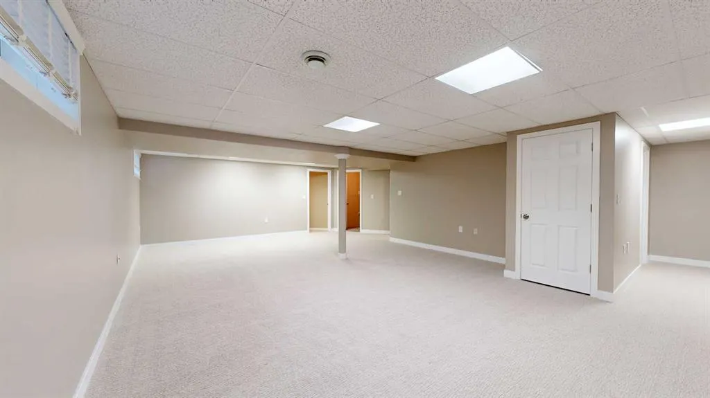 8910 122 Avenue, #34