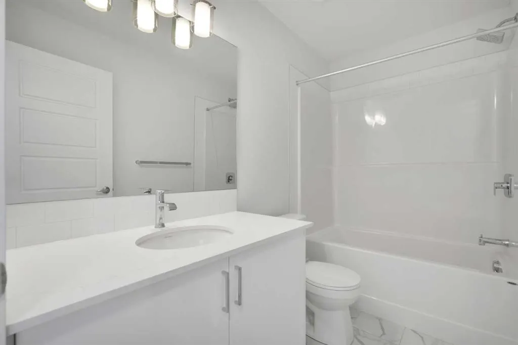 340 Ambleton Street NW, #305
