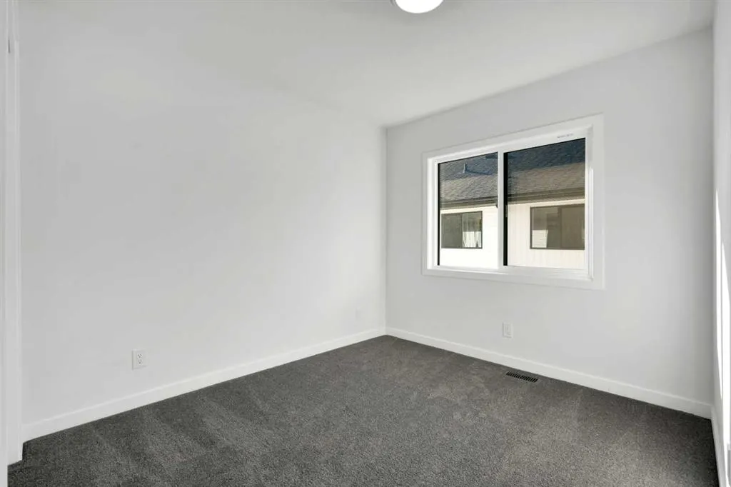 340 Ambleton Street NW, #305