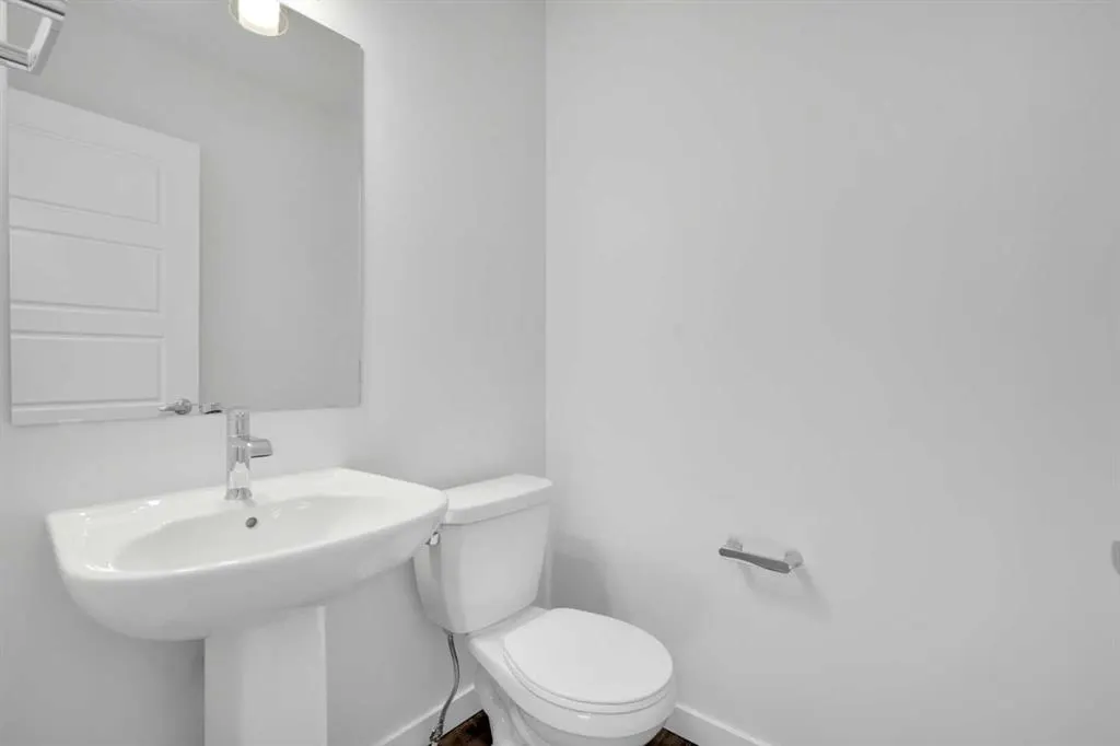 340 Ambleton Street NW, #305