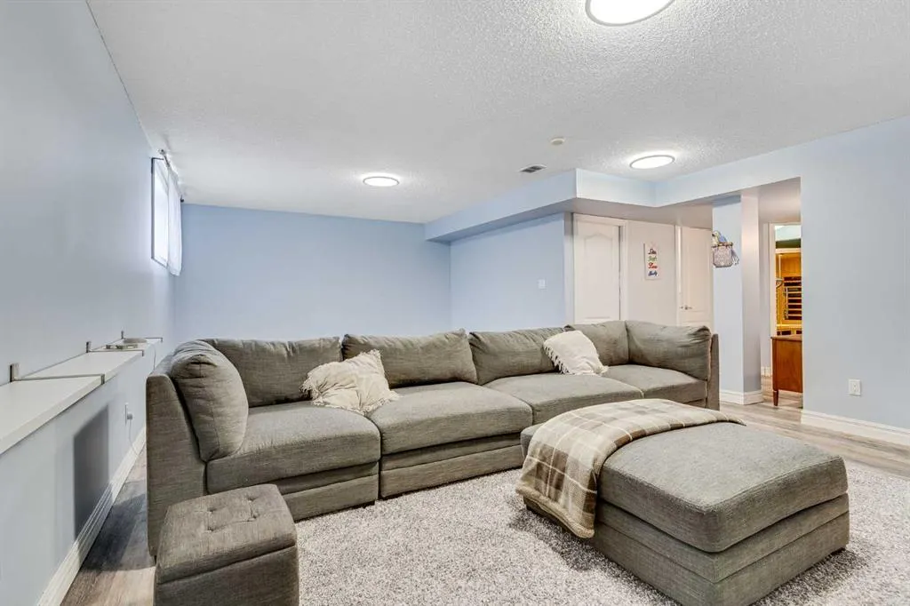 38 Copperfield Common SE