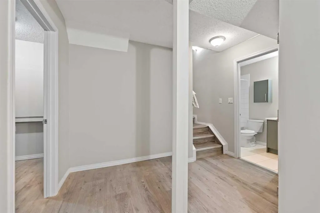 248 Taracove Road NE