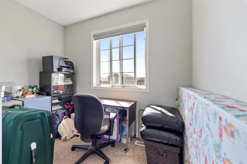 248 Taracove Road NE