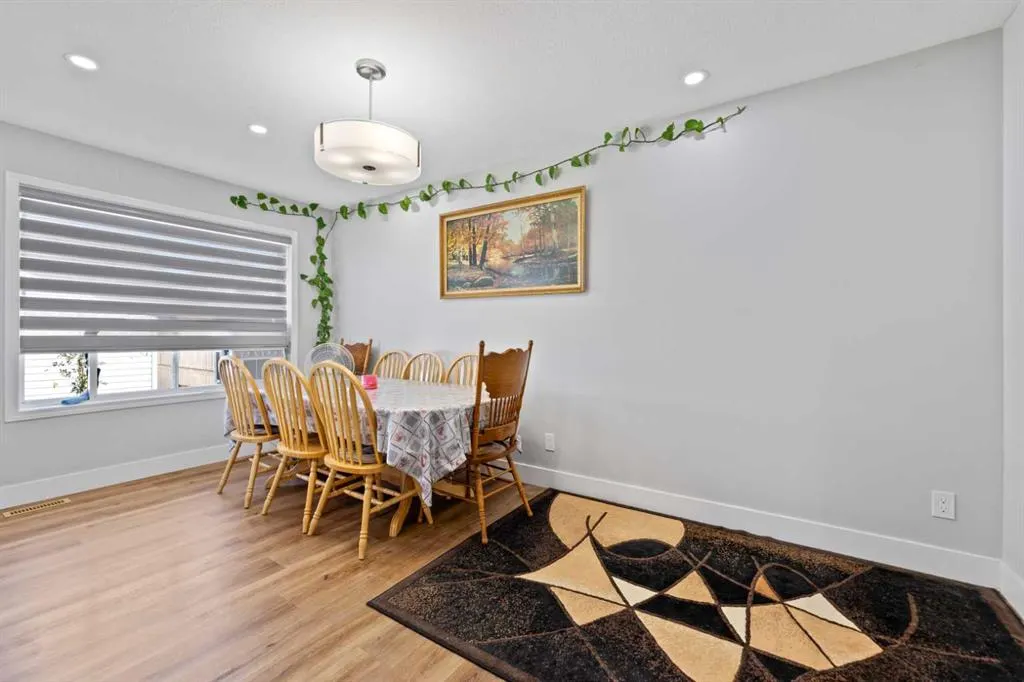 248 Taracove Road NE