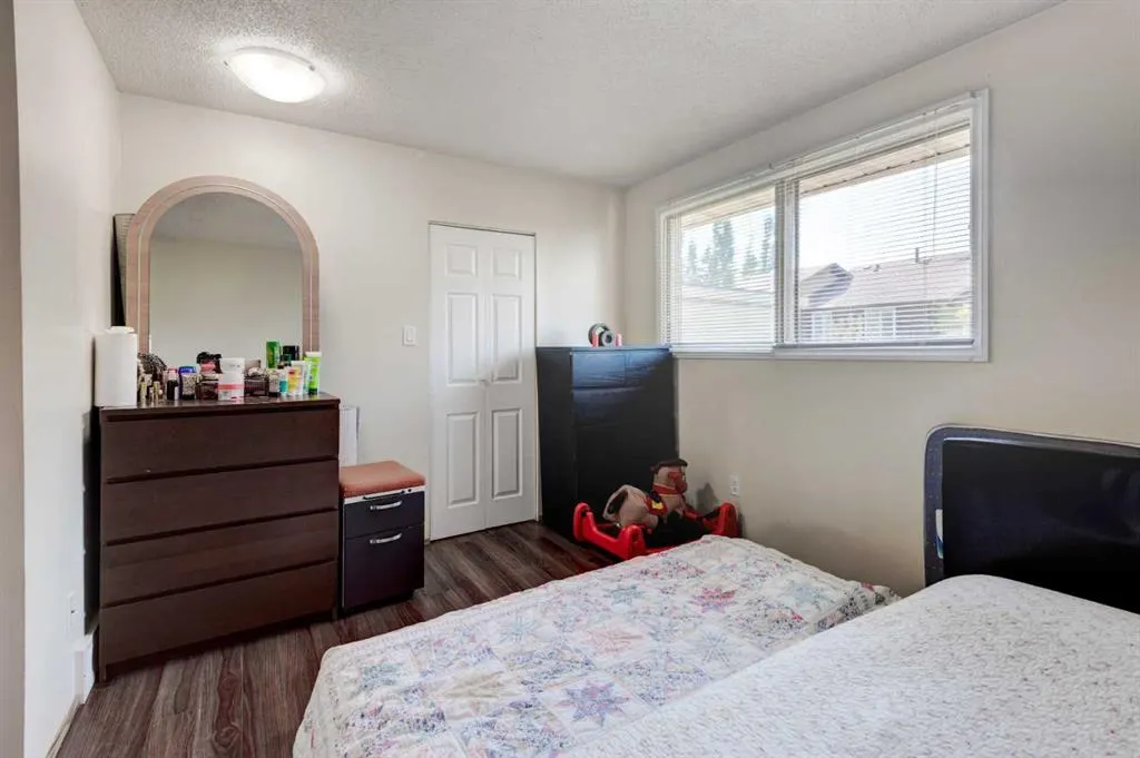 5 Fonda Drive SE