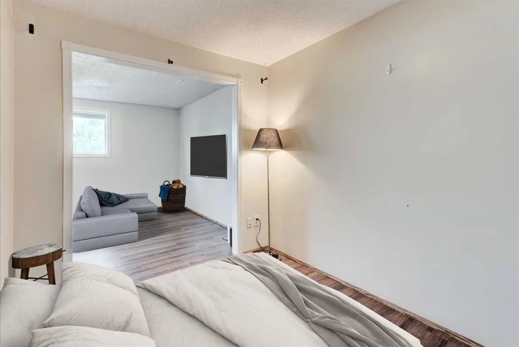5 Fonda Drive SE