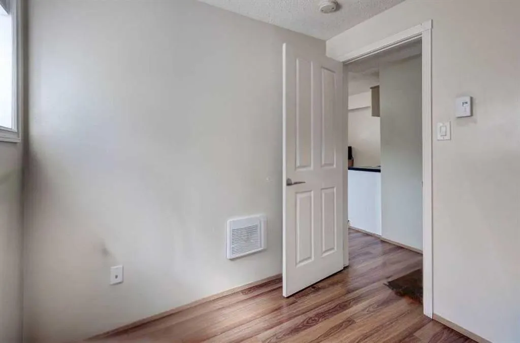 5 Fonda Drive SE