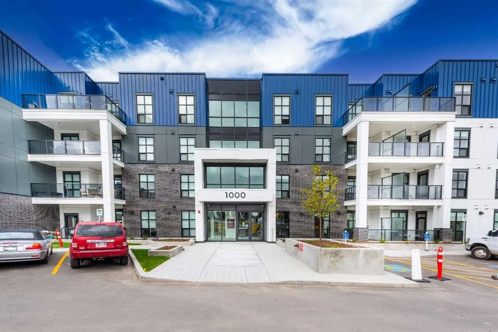 4270 Norford Avenue NW, #1206