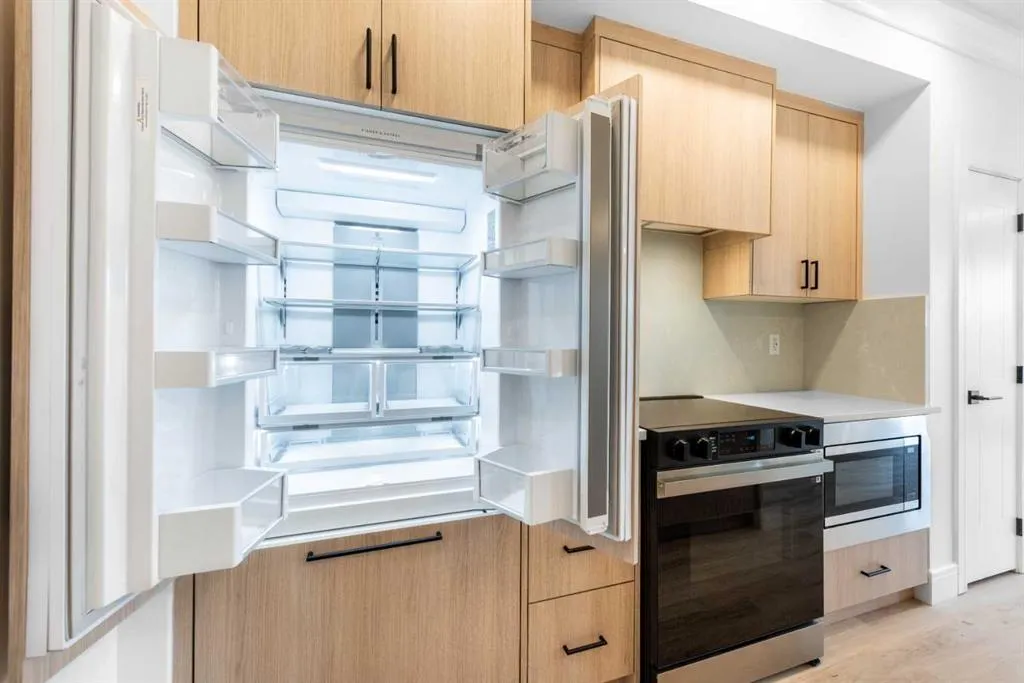 4270 Norford Avenue NW, #1206