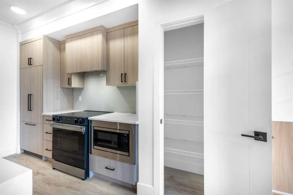 4270 Norford Avenue NW, #1206