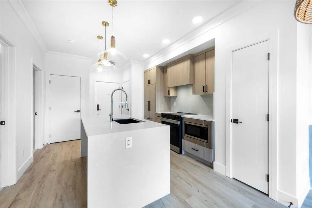 4270 Norford Avenue NW, #1206