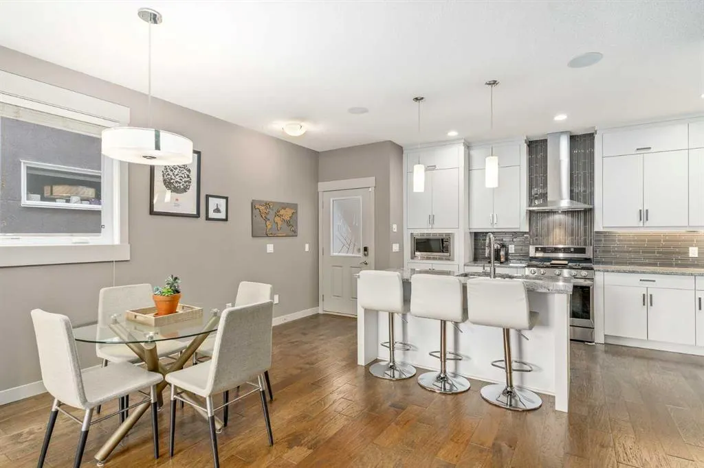 4726 17 Avenue NW, #2