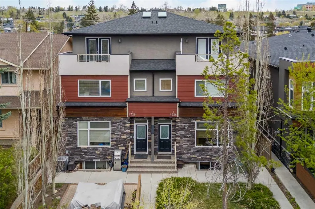 4726 17 Avenue NW, #2