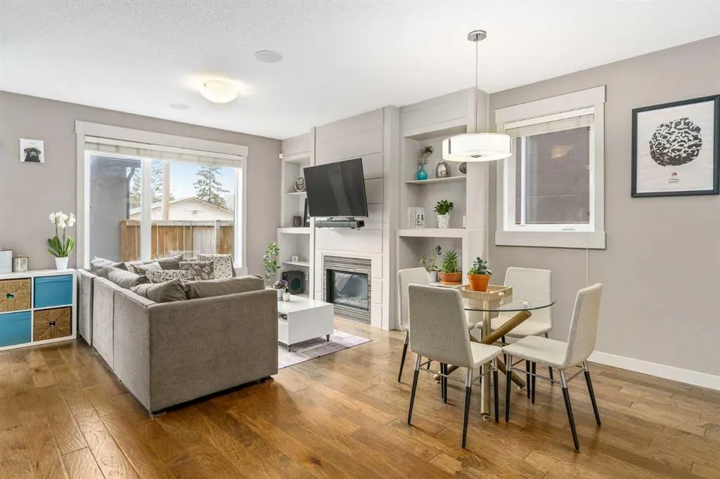 4726 17 Avenue NW, #2