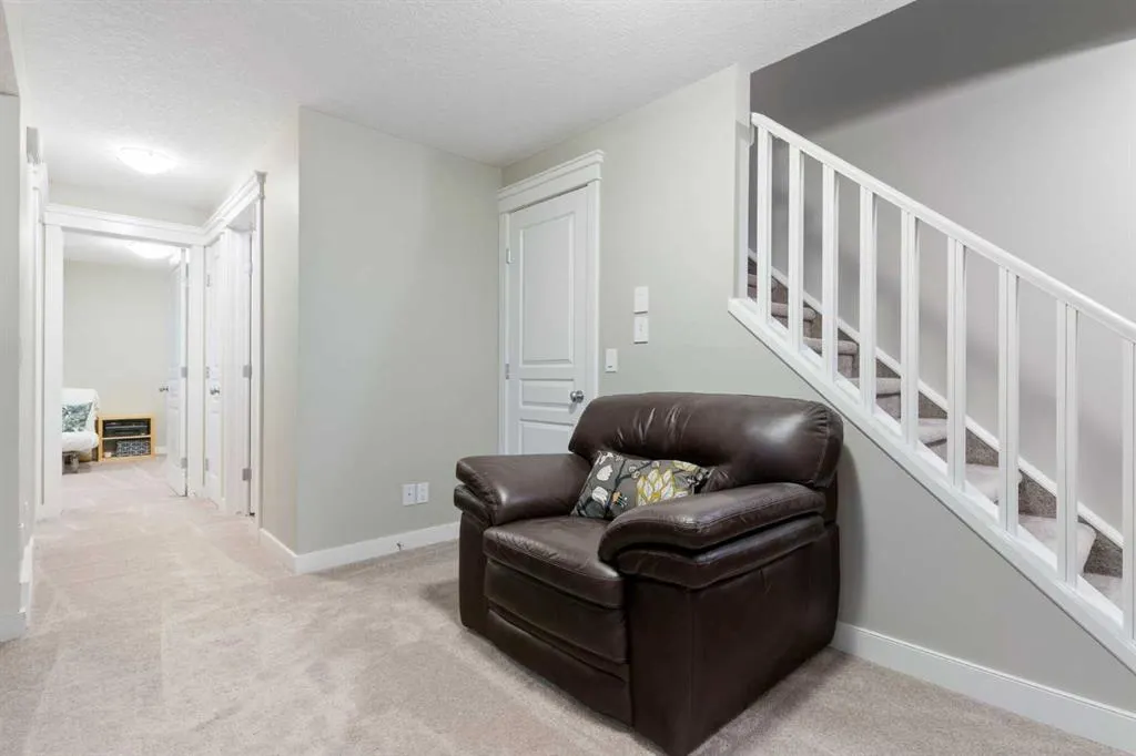 14 Willow Drive