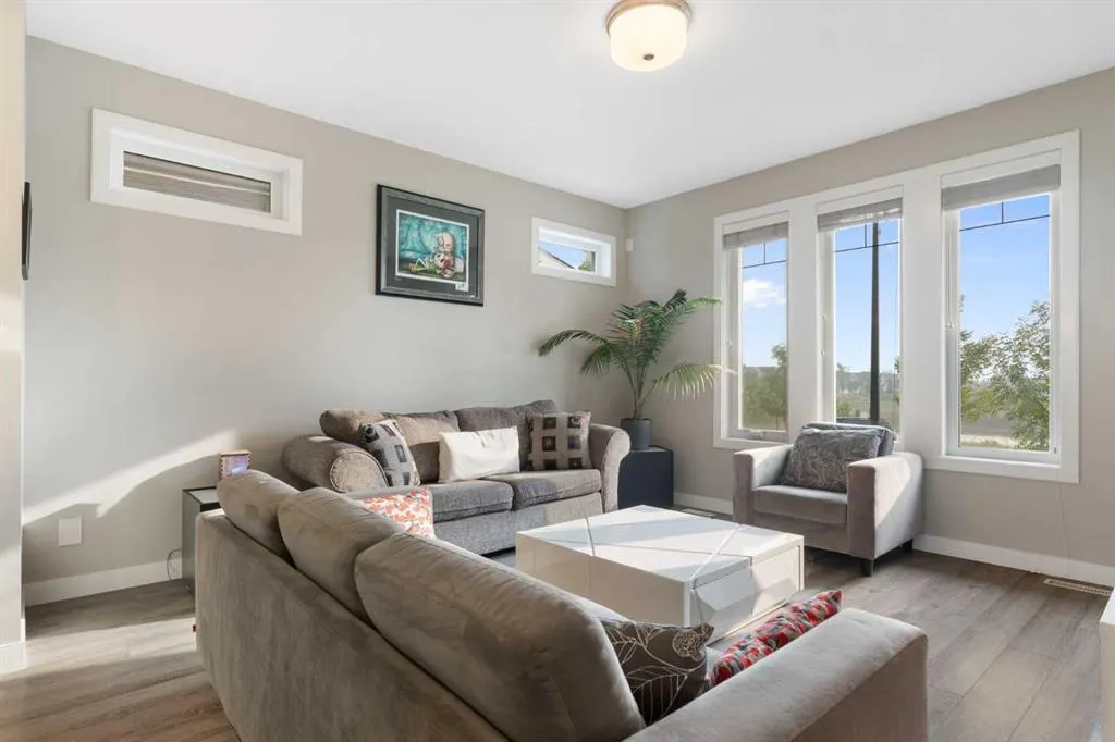 14 Willow Drive