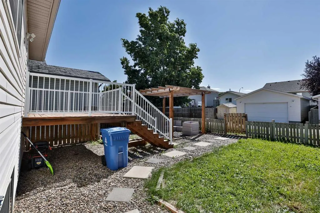 267 Heritage Court W