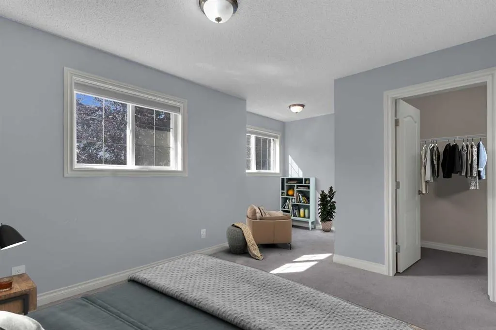 211 Strathaven Mews