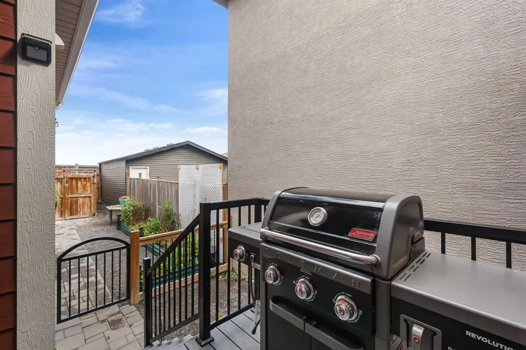 103 Masters Heights SE