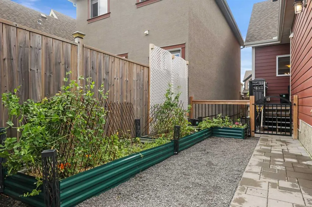 103 Masters Heights SE