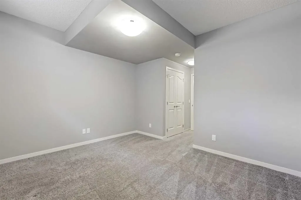 103 Masters Heights SE