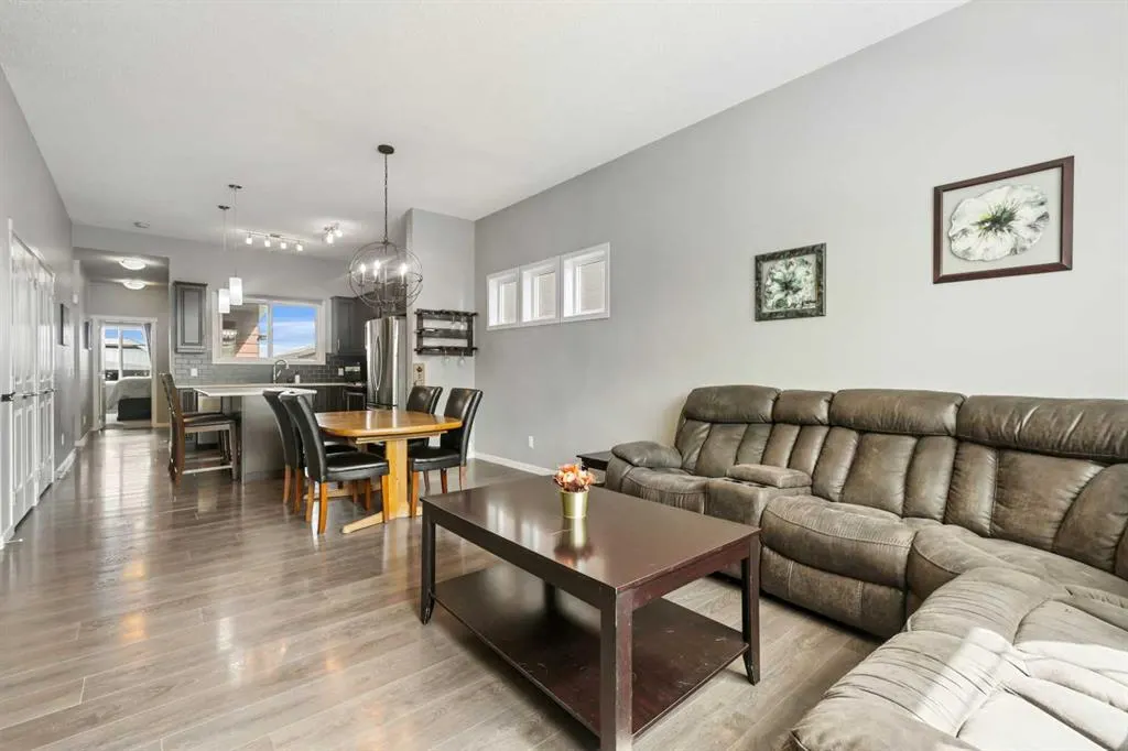 103 Masters Heights SE