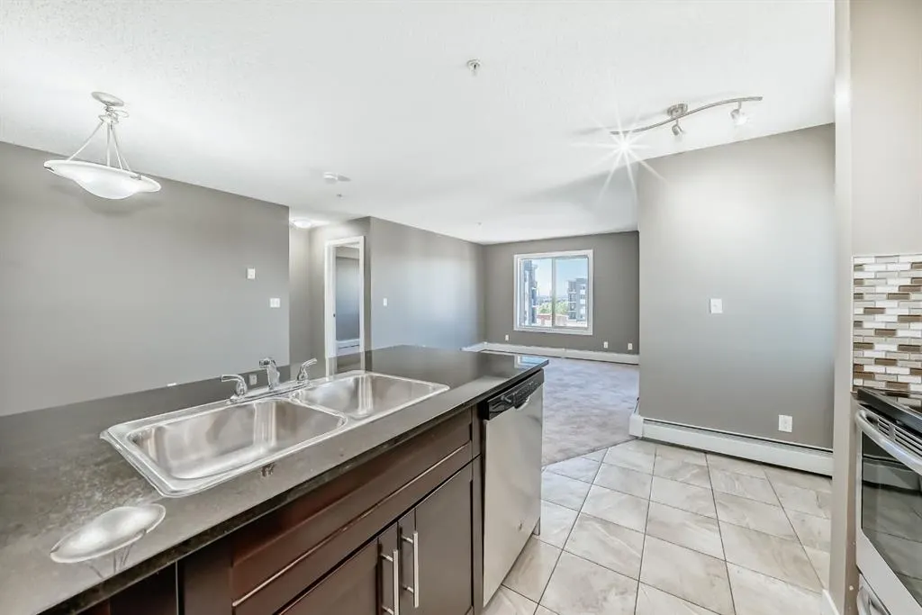 15 Saddlestone Way NE, #302