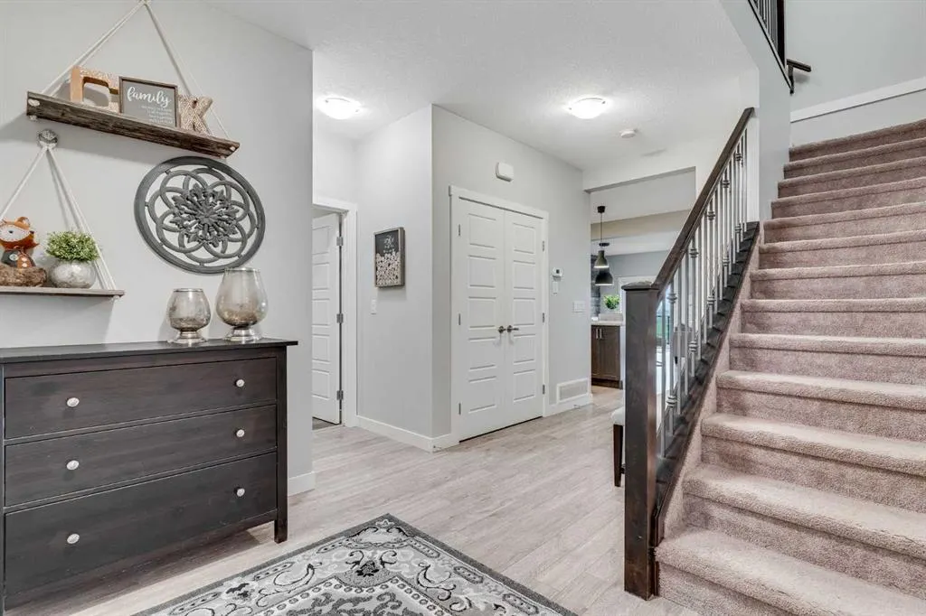 141 Williamstown Park NW