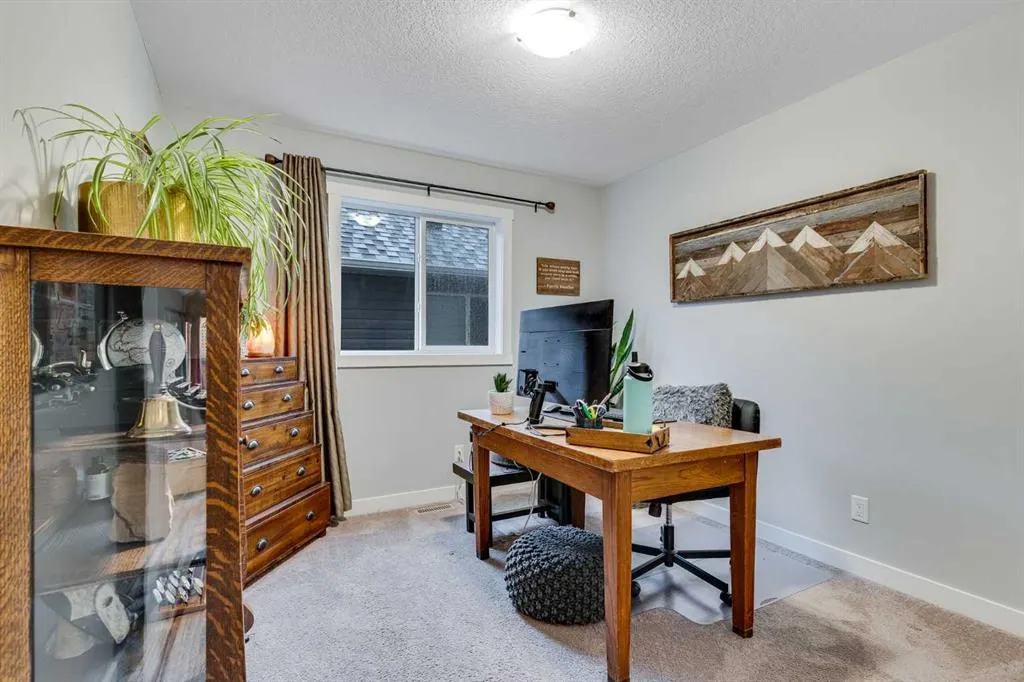 141 Williamstown Park NW