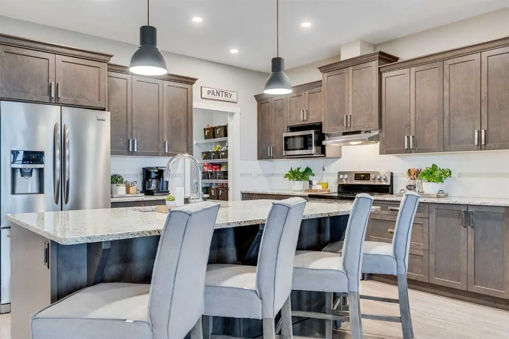 141 Williamstown Park NW