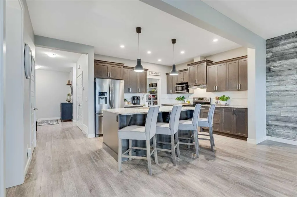 141 Williamstown Park NW