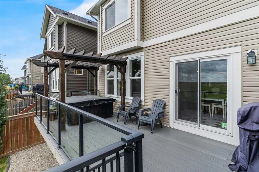141 Williamstown Park NW
