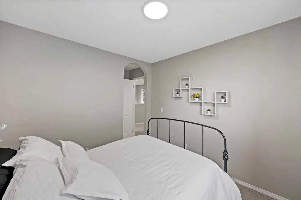 254 Evanscreek Court NW