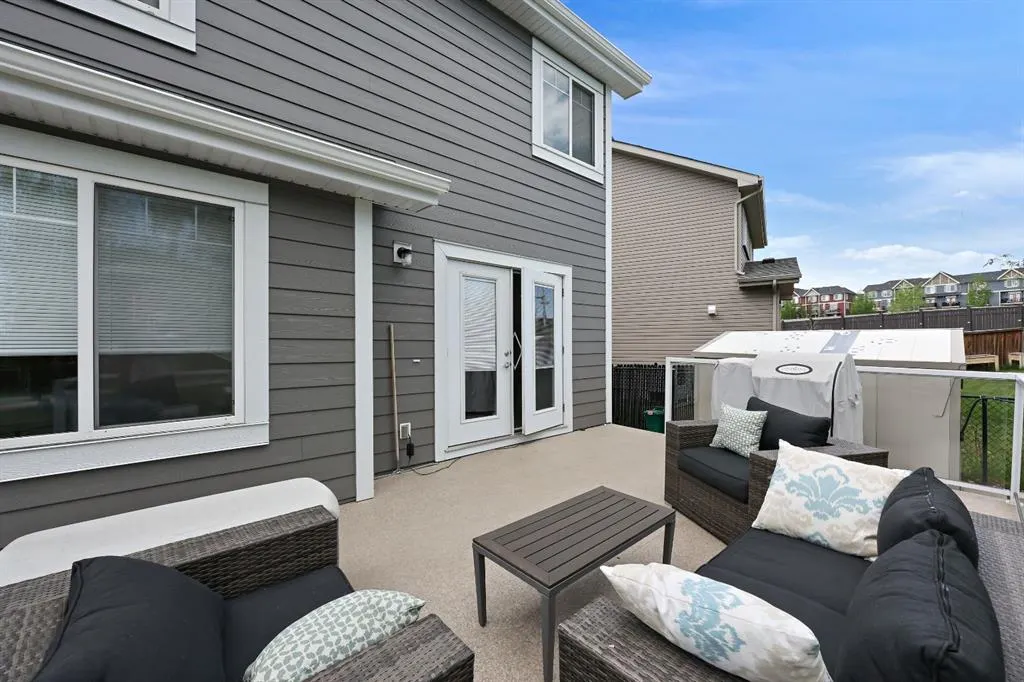 254 Evanscreek Court NW