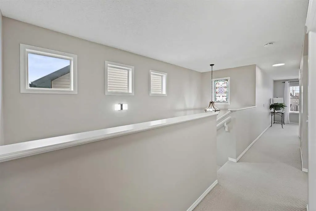 254 Evanscreek Court NW