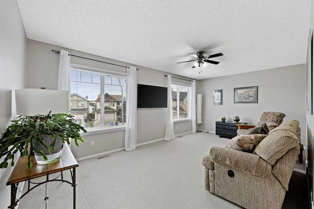 254 Evanscreek Court NW