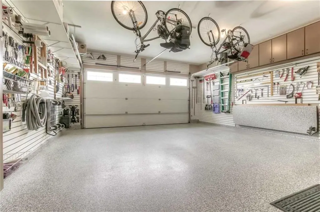 156 Tuscany Ravine Heights NW
