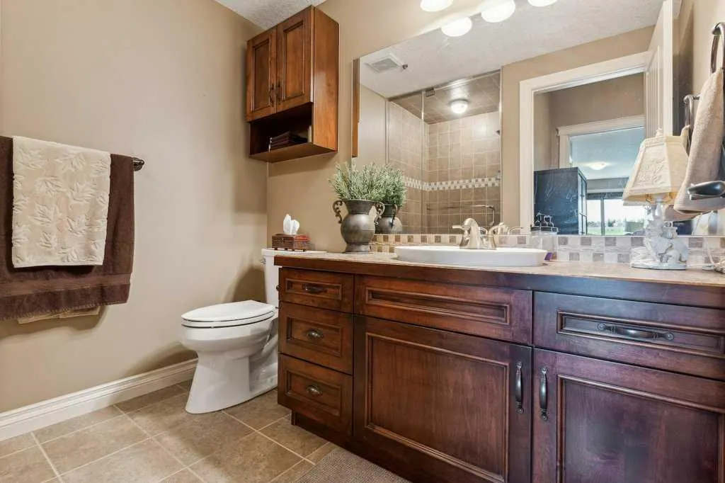 156 Tuscany Ravine Heights NW