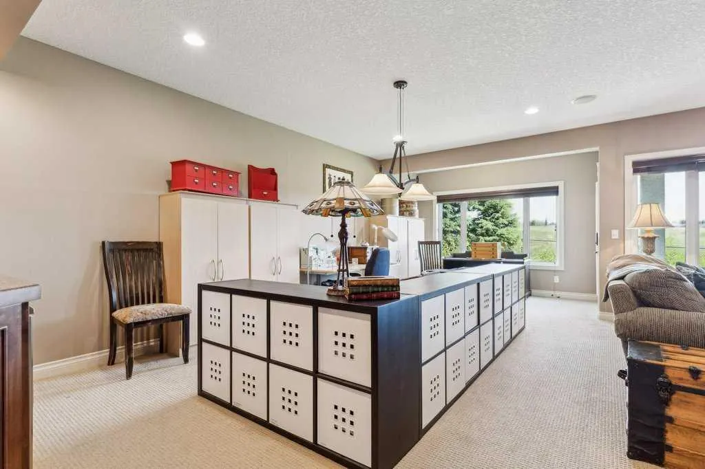 156 Tuscany Ravine Heights NW