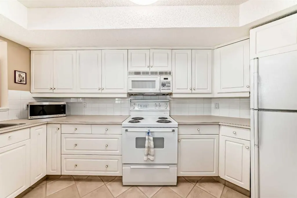 9449 19 Street SW, #213