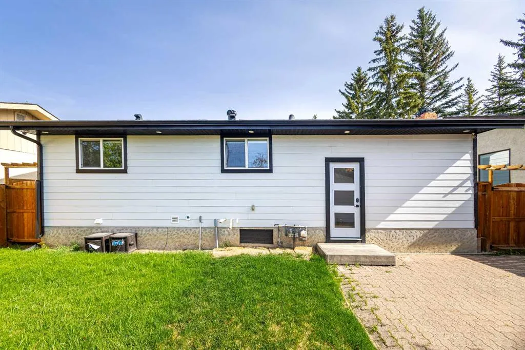 119 Silver Brook Road NW