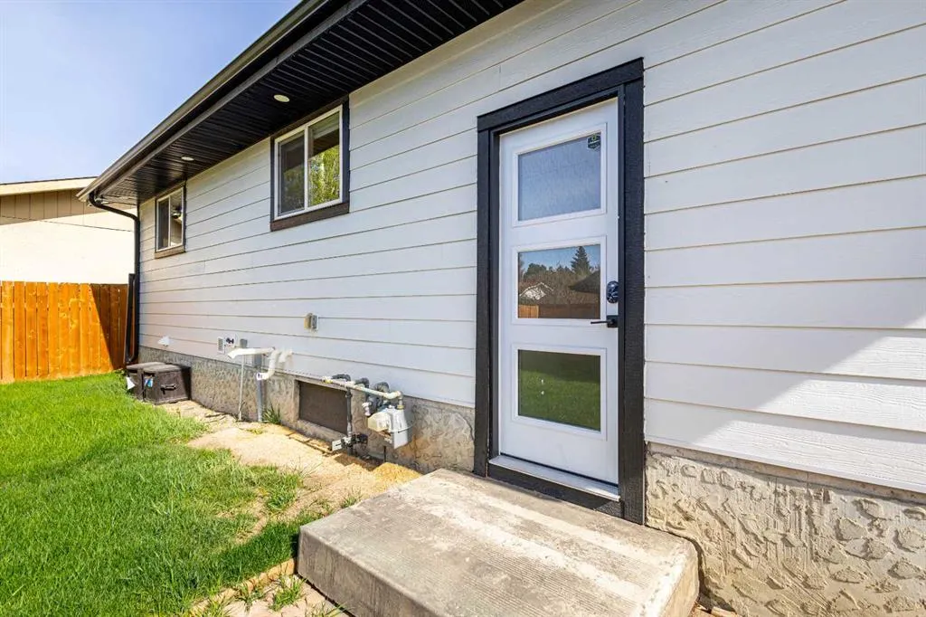 119 Silver Brook Road NW