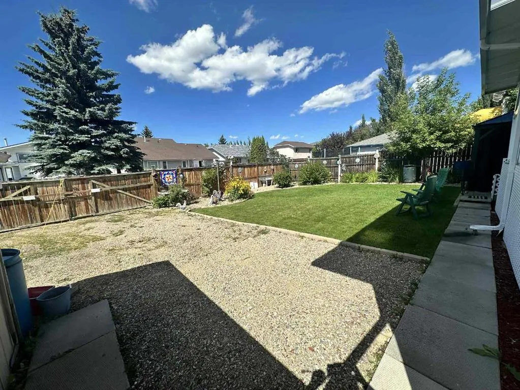 22 Ansett Crescent