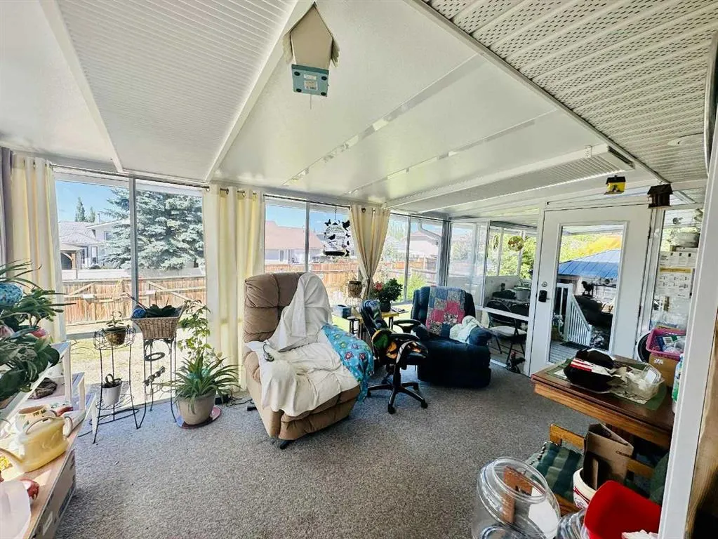 22 Ansett Crescent