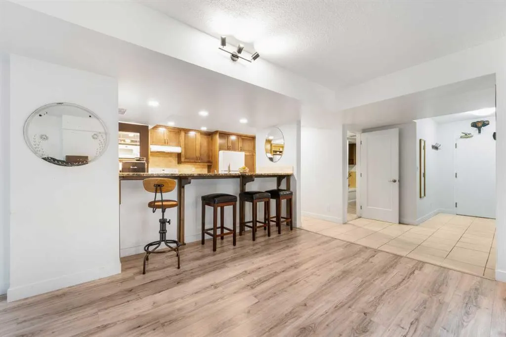 808 4 Avenue NW, #100