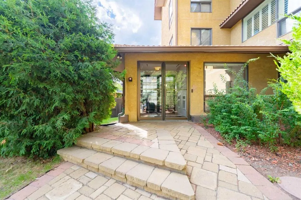 808 4 Avenue NW, #100
