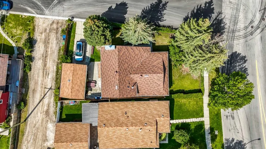 111 Macewan Drive NW