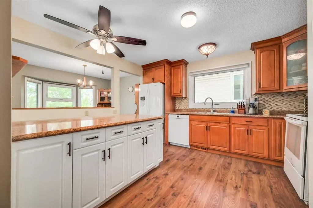111 Macewan Drive NW